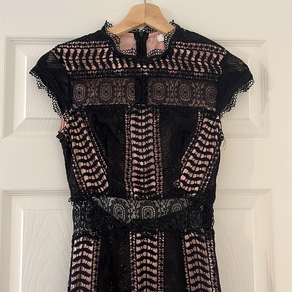 Gorgeous open back dress - Picture 3 of 5